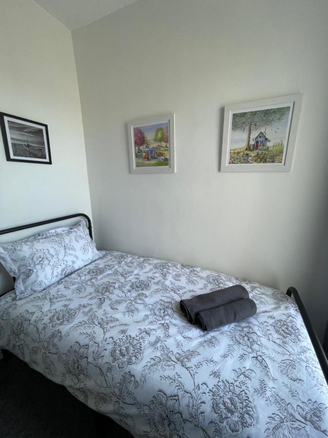 Jacksons Modern Retreat Close To *